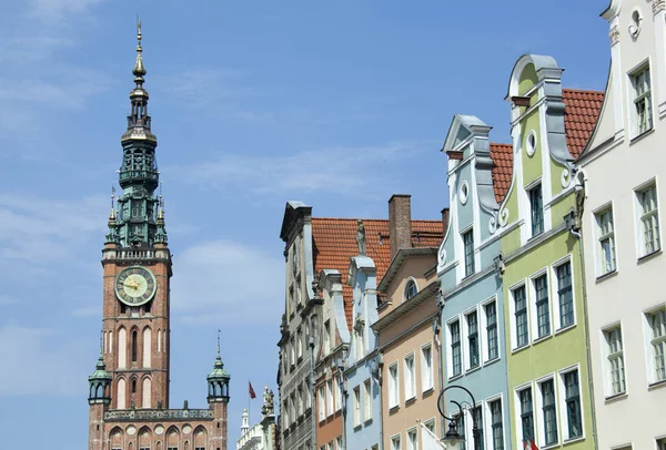 Pohled Barevné Domy Radniční Věže Starém Městě Gdaňsku Polsko — Stock fotografie