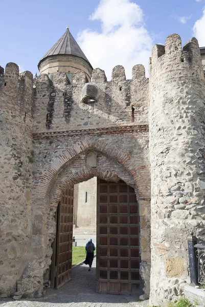 Portões Laterais Catedral Ortodoxa Oriental Svetitskhoveli Século Cidade Mtskheta Geórgia — Fotografia de Stock