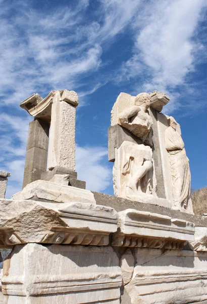 Ruínas Com Esculturas Antiga Cidade Grega Éfeso Turquia — Fotografia de Stock