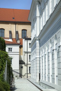 Dar Krakow varoş sokaklar Varşova şehir (Polonya tarihi bölgesinde).