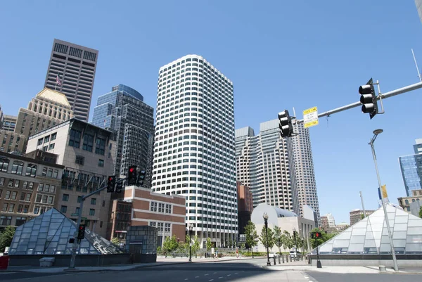 Cruce Vacío Una Tranquila Mañana Domingo Centro Boston Massachusetts — Foto de Stock