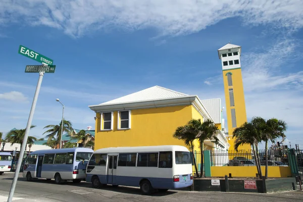 Calle Ciudad Nassau Lleva Nombre Woodes Rogers Capitán Mar Inglés —  Fotos de Stock