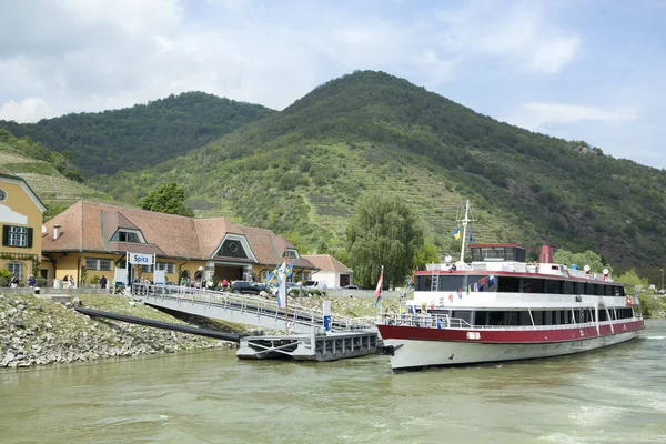 Croisière dans la vallée de Wachau — Photo