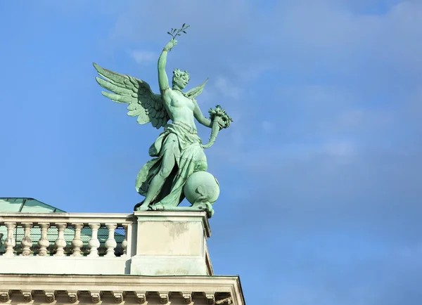 Estátua do Anjo em Viena — Fotografia de Stock