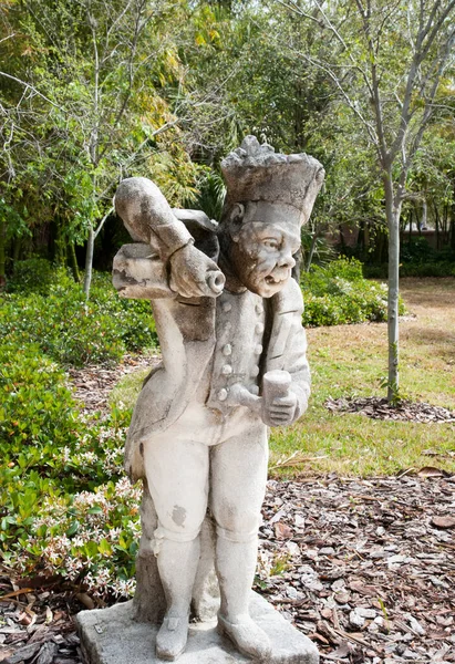 Escultura Hombre Sirviendo Una Bebida Parque Ciudad Sarasota Florida — Foto de Stock