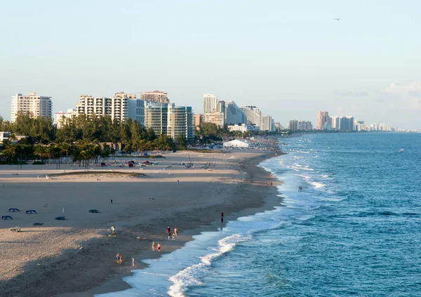 Εναέρια Άποψη Του Fort Lauderdale Παραλία Της Πόλης Ένα Αργά — Φωτογραφία Αρχείου