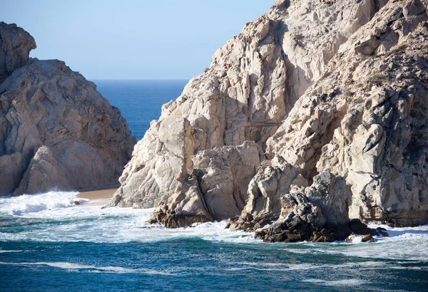 Lovers Beach Surrounded Steep Rocks Hidden Waves Cabo San Lucas — Stock Photo, Image