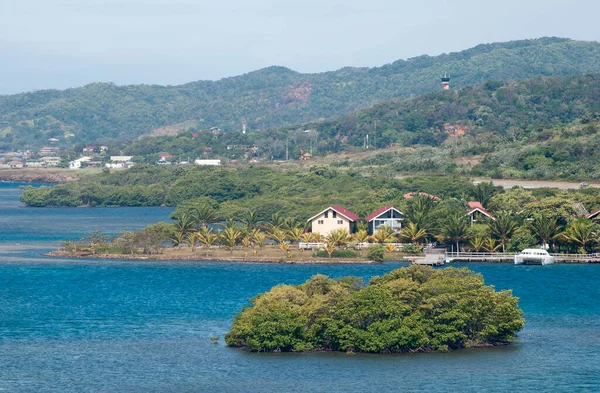 Roatan Resort Ilha Costa Paisagem Com Coxen Hole Cidade Aeroporto — Fotografia de Stock