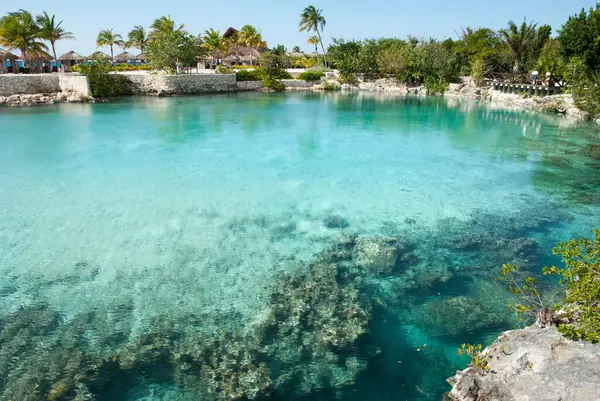 View Colorful Fresh Water Lagoon Separated Tourist Beach Caribbean Sea — Stock Photo, Image