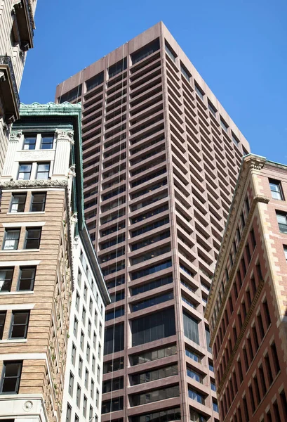 Der Moderne Wolkenkratzer Der Nähe Historischer Gebäude Boston Downtown Massachusetts — Stockfoto