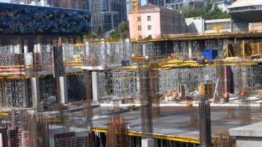 Gündüzleri bina şehir