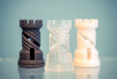 Üç Nesne fotopolymer bir 3D yazıcıya yazdırıldı.