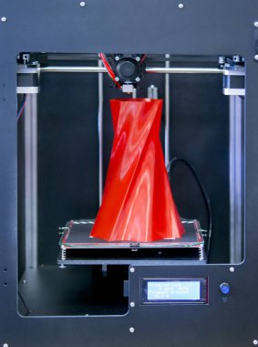 Otomatik üç boyutlu 3D yazıcı plastik gerçekleştirir.