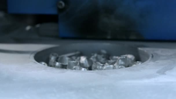 3D printer afdrukken metaal. Lasersintermachine voor metaal. — Stockvideo