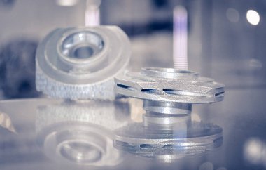 Selektif lazer erime. Nesne baskılı metal 3d yazıcı clos
