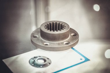 Selektif lazer erime. Nesne baskılı metal 3d yazıcı clos