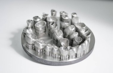 Metal 3d yazıcıya yazdırılan nesne.