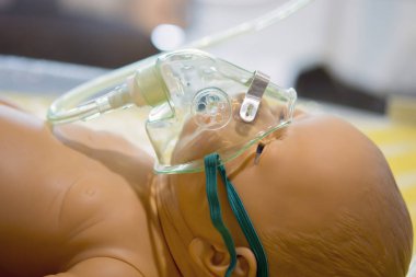 Çocuk oksijen maskesi