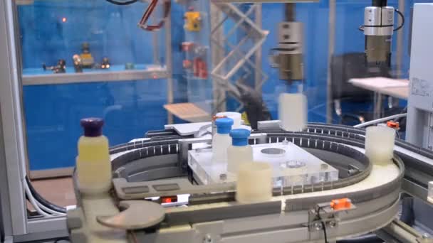 Robot Dans Une Usine Industrielle Close Bras Robot Automatique Main — Video