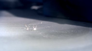 Modern 3d printerlere harcama maddeler metal tozu bir nesneyi yazdırma.