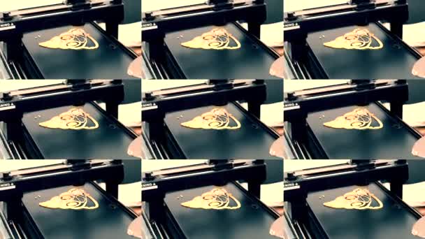 3D εκτυπωτής για υγρή ζύμη. 3D εκτυπωτής εκτύπωση τηγανίτες με υγρή ζύμη — Αρχείο Βίντεο