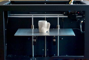 Nesneler 3D yazıcı tarafından yazdırıldı.