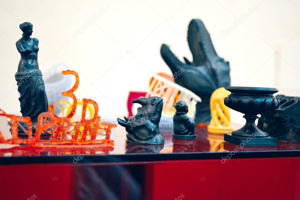 Objects photopolymer printed on a 3d printer.