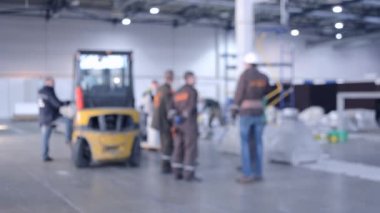 Büyük bina içinde inşaat işleri