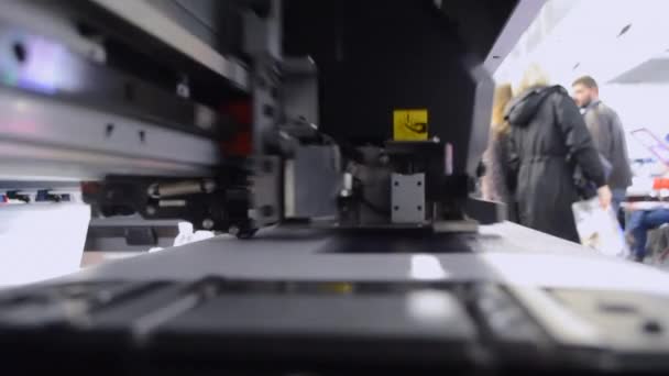 Trabalhos de impressora de grande formato — Vídeo de Stock