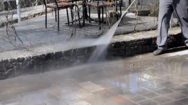 Sokak temizleme basınçlı su