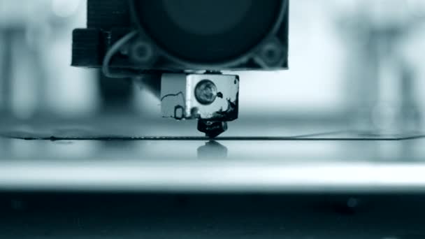 Funziona la stampante 3D. Modellazione deposizione fusa, — Video Stock