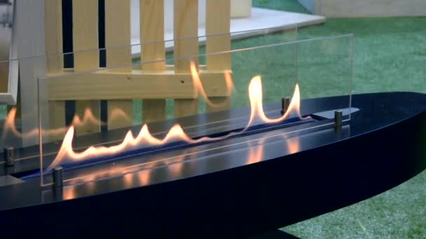 エタノールガスの近代的なバイオ花火暖炉 — ストック動画