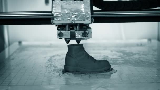 3D printer werkt. Modellering van gesmolten depositie — Stockvideo