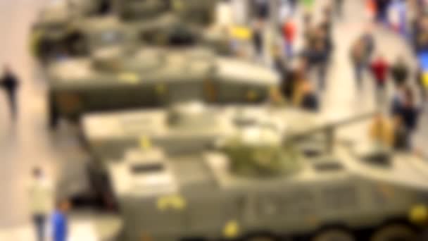 背景がぼやけている。軍用戦車や装甲車｜Top view — ストック動画