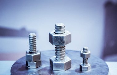 Metal tozundan metal 3D yazıcıya basılmış nesne.