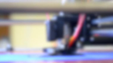 3D yazıcı tarafından basılan siyah nesneler. Birleşmiş depozito modelleme