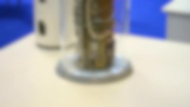 Arka plan bulanık. Aktif radar karadan havaya dönüş yapıyor