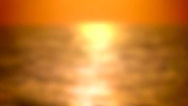 Rozmazané pozadí. Krásná slunečná stezka k moři při východu slunce, západ slunce — Stock video