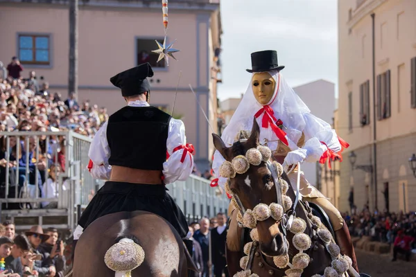 意大利撒丁岛传统狂欢节奥里斯塔诺的Sartiglia — 图库照片