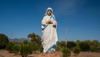 Mother Teresa of Calcutta statue clipart