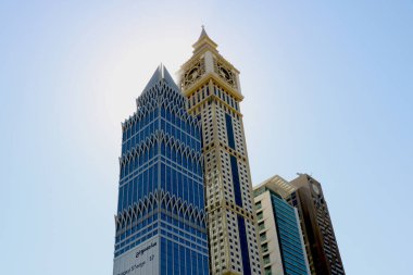 Country-Dubai, Tarih 07 / 20 / 2020 Dubai 'deki Gökdelen Binası Manzarası (BAE)