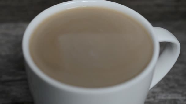 Tasse à café avec lait 