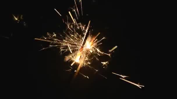 Fogos de artifício faísca queima — Vídeo de Stock