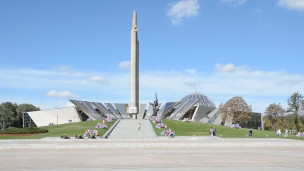 Minsk, Weißrussland - 13. September 2018. museum des zweiten Weltkriegs — Stockvideo