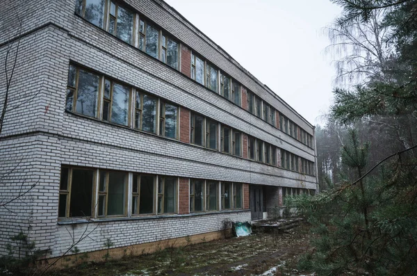 废弃建筑, 苏联建筑 — 图库照片