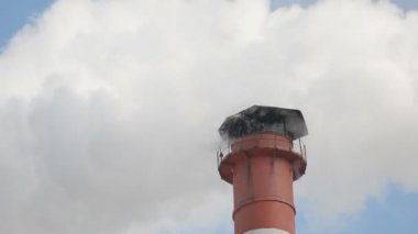 Fabrika borusu. Yakın plan.
