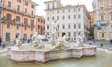 Rome, İtalya - 16 Şubat 2015: Dört Irmak Çeşmesi, Piazza Navona