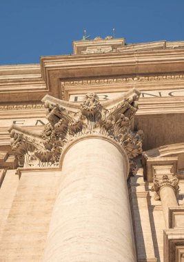 Vatikan Şehri, Rome, İtalya - 16 Şubat 2015: Vatikan, Roma, İtalya, Bina cephe parçası
