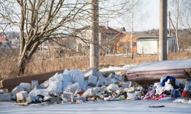 Minsk, Beyaz Rusya - 6 Mart 2019. çöp niteliğine