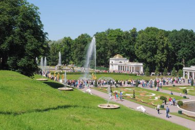 Peterhof, Rusya - 01 Temmuz 2011: Peterhof havadan görünümü manzara.